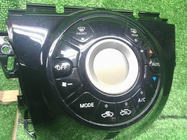 【中古】ノート DBA-NE12 エアコン AC スイッチパネル 27500-3VE0A 自社品番250458 KH3