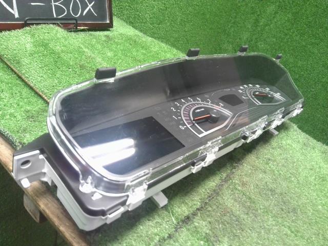 【中古】Ｎ－ＢＯＸ DBA-JF4 スピードメーター 78100-TTB-N11 自社品番250459 NH883P