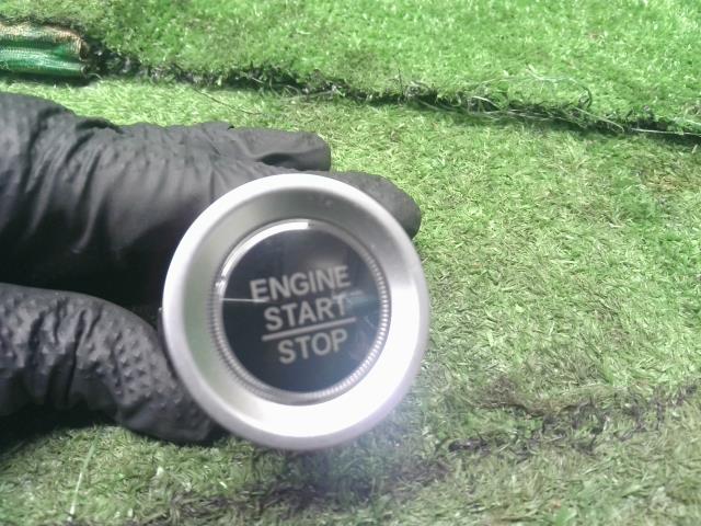 【中古】Ｎ－ＢＯＸ DBA-JF4 イグニッションスイッチ プッシュ エンジンスタート 35811-TBA-A01 自社品番250459 NH883P