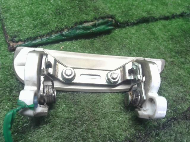 【中古】ミラ DBA-L285S 右フロントアウターハンドル 69210-B2270-E2 自社品番250460 T23