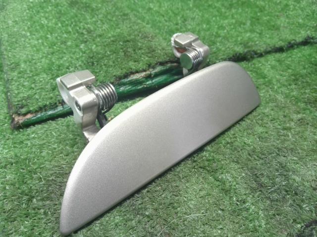 【中古】ミラ DBA-L285S 左リアアウターハンドル 69220-B2210-E2 自社品番250460 T23