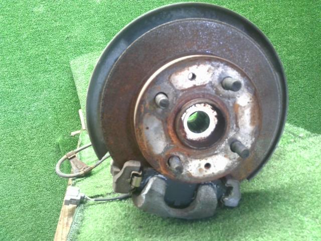 【中古】ハイゼット EBD-S331V 左フロントナックルハブ 43212-B5090 自社品番250462 X07