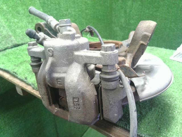 【中古】ハイゼット EBD-S331V 左フロントナックルハブ 43212-B5090 自社品番250462 X07