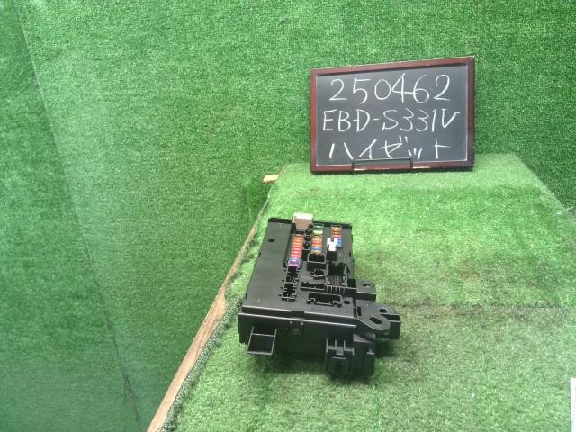 【中古】ハイゼット EBD-S331V 室内 ヒューズボックス 82600-B5060 自社品番250462 X07