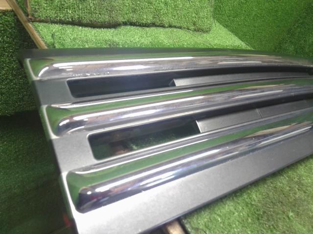 【中古】キューブ DBA-Z12 ラジエーター フロントグリル ライダー用  自社品番250471 QX1