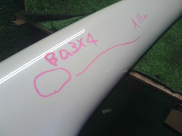 【中古】キューブ DBA-Z12 リアゲート バックドアスポイラー ライダー用 96030-1A15A 自社品番250471 QX1