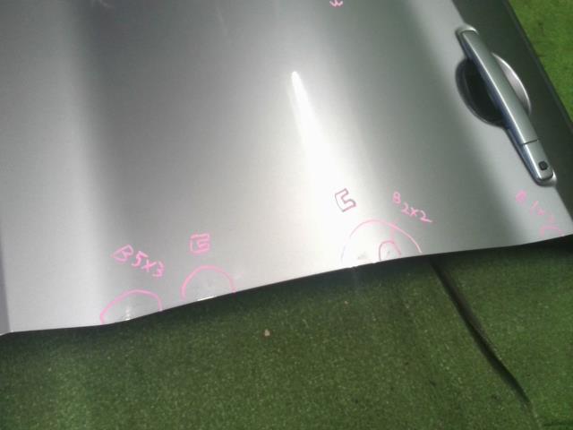 【中古】ｅＫクロス 5AA-B37W 左フロントドア 5220AD55 自社品番250472 U17