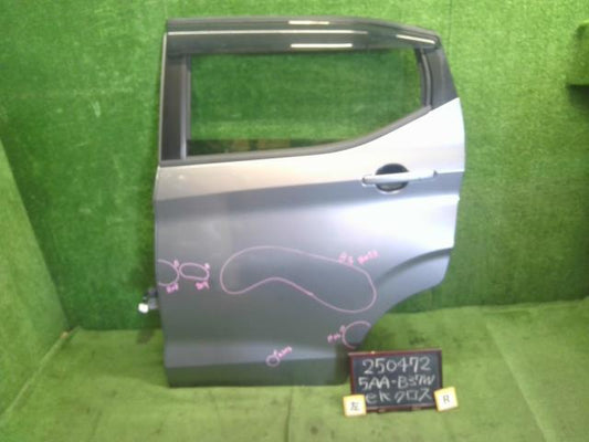 【中古】ｅＫクロス 5AA-B37W 左リアドア 5730B855 自社品番250472 U17