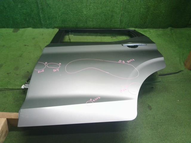 【中古】ｅＫクロス 5AA-B37W 左リアドア 5730B855 自社品番250472 U17