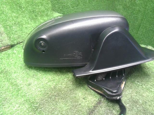 【中古】ｅＫクロス 5AA-B37W 右ドアミラー サイドミラー MQ716058 自社品番250472 U17