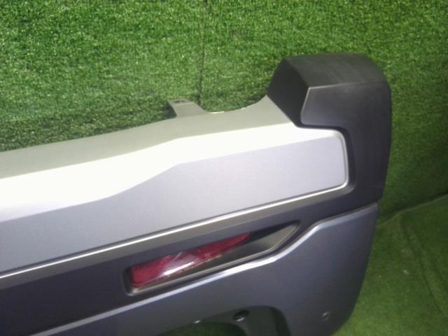 【中古】ｅＫクロス 5AA-B37W リアバンパー MQ715761 自社品番250472 U17