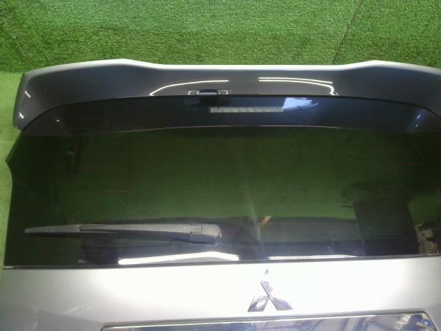 【中古】ｅＫクロス 5AA-B37W バックドア リアゲート 5801C316 自社品番250472 U17