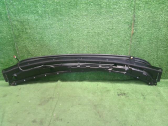 【中古】ｅＫクロス 5AA-B37W カウルトップパネル MQ715405 自社品番250472 U17