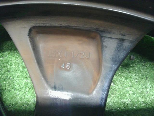 【中古】ｅＫクロス 5AA-B37W 純正 15インチ アルミホイール 1本 MQ714177 自社品番250472 U17