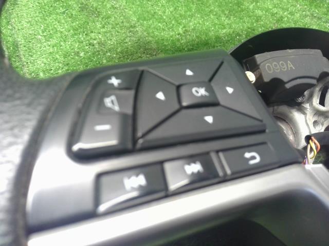 【中古】ｅＫクロス 5AA-B37W ステアリングホイール ハンドル MQ715224 自社品番250472 U17