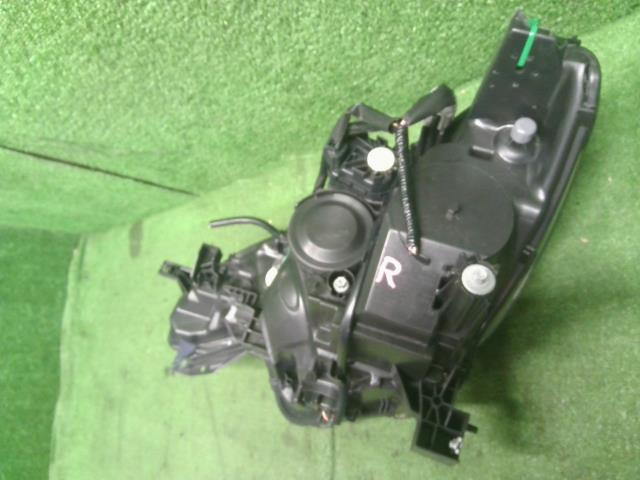 【中古】ノート DAA-HE12 右ヘッドランプ ライト 26010-5WK5D 自社品番250473 RAY