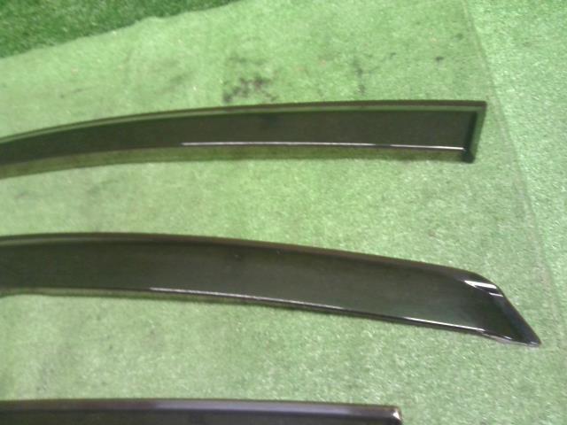 【中古】ノート DAA-HE12 ドアバイザー 自社品番250473 RAY