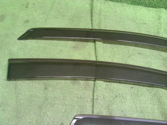 【中古】ノート DAA-HE12 ドアバイザー 自社品番250473 RAY