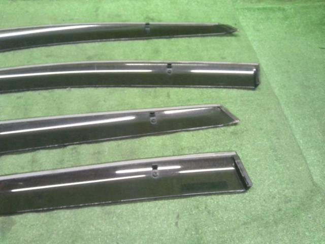 【中古】ノート DAA-HE12 ドアバイザー 自社品番250473 RAY