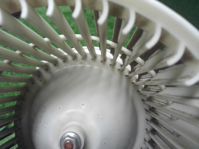 【中古】ノート DAA-HE12 ヒーターブロアモーター  自社品番250473 RAY