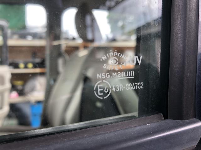 【中古】エブリィ ABA-DA17W 左フロントドア 68002-64P10 自社品番250485 ZJ3