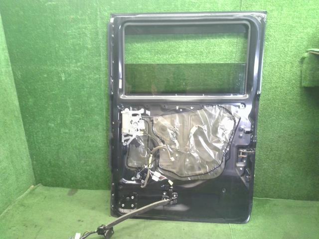 【中古】エブリィ ABA-DA17W 右リア スライドドア 68501-64P20 自社品番250485 ZJ3