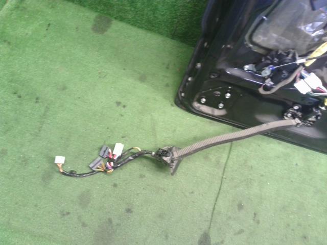 【中古】エブリィ ABA-DA17W 右リア スライドドア 68501-64P20 自社品番250485 ZJ3