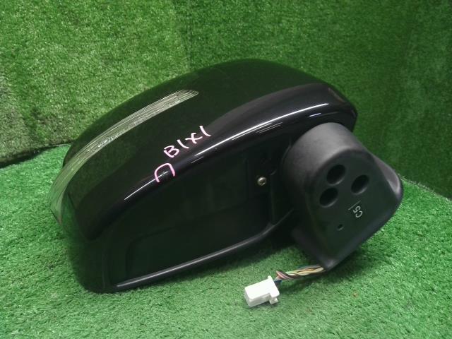【中古】エブリィ ABA-DA17W 右ドアミラー サイドミラー 84701-64P50-ZJ3 自社品番250485 ZJ3
