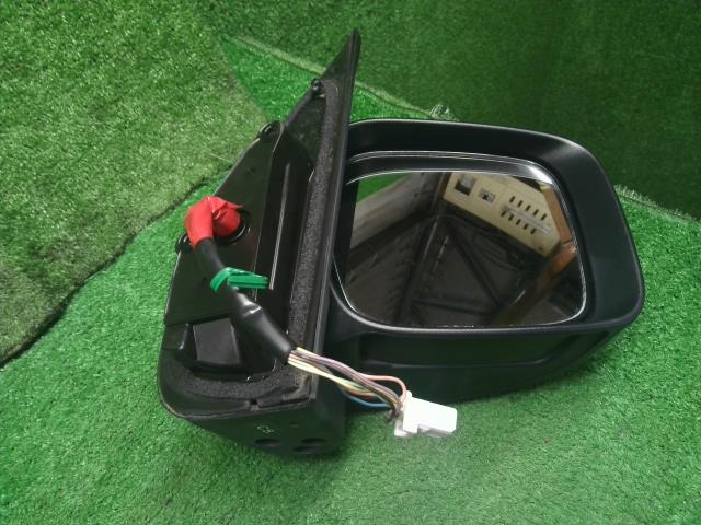 【中古】エブリィ ABA-DA17W 右ドアミラー サイドミラー 84701-64P50-ZJ3 自社品番250485 ZJ3