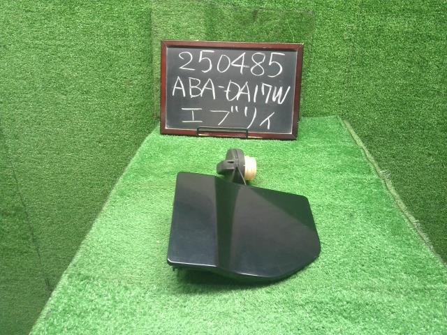 【中古】エブリィ ABA-DA17W フューエルリッド 給油口パネル 65910-64P00 自社品番250485 ZJ3