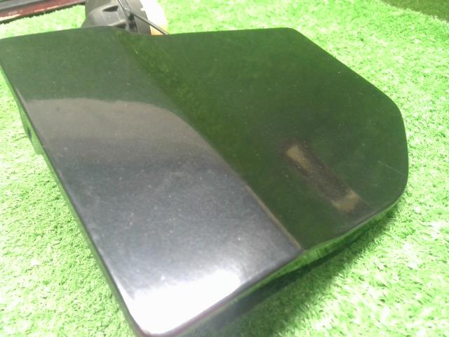 【中古】エブリィ ABA-DA17W フューエルリッド 給油口パネル 65910-64P00 自社品番250485 ZJ3