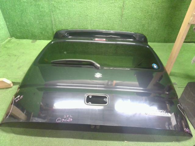 【中古】エブリィ ABA-DA17W バックドア リアゲート 69100-64P20 自社品番250485 ZJ3