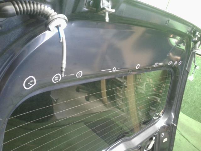 【中古】エブリィ ABA-DA17W バックドア リアゲート 69100-64P20 自社品番250485 ZJ3