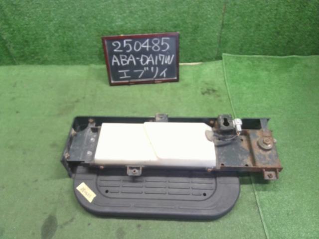 【中古】エブリィ ABA-DA17W 電動サイドステップ 71610-68H02 自社品番250485 ZJ3