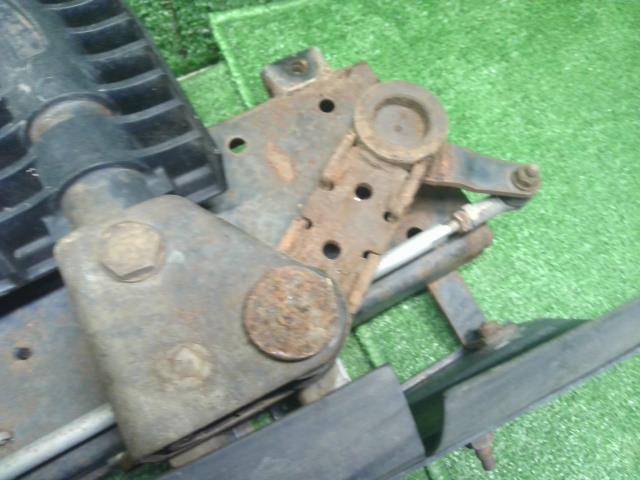 【中古】エブリィ ABA-DA17W 電動サイドステップ 71610-68H02 自社品番250485 ZJ3