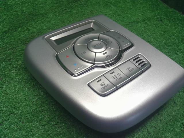 【中古】エブリィ ABA-DA17W エアコン AC スイッチパネル 39510-64P10-BA8 自社品番250485 ZJ3