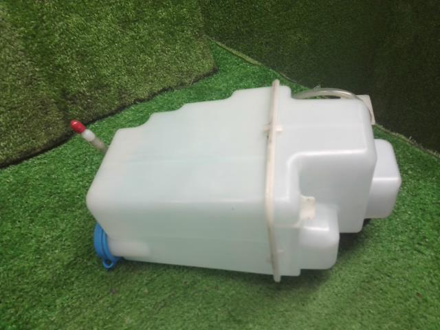 【中古】エブリィ ABA-DA17W ウォッシャータンク 38450-64P00 自社品番250485 ZJ3