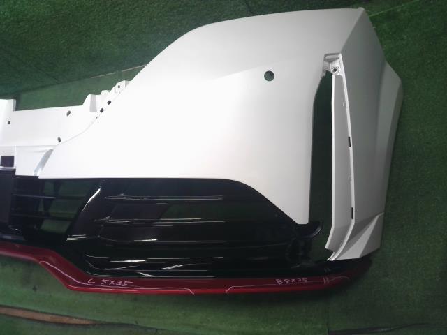 【中古】オーラ 6AA-FE13 フロントバンパー 62026-6XS0A 自社品番250487 XAB