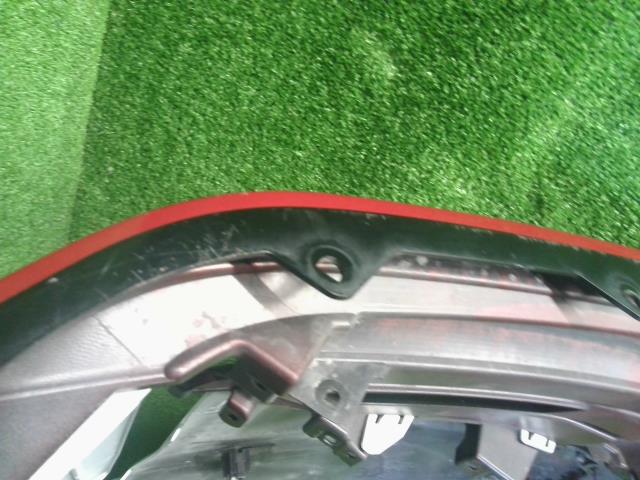 【中古】オーラ 6AA-FE13 フロントバンパー 62026-6XS0A 自社品番250487 XAB