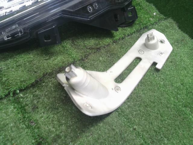 【中古】デイズ DBA-B21W 左側 デイライト  自社品番250490 CBA