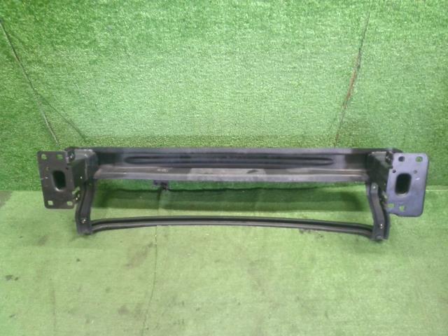 【中古】VW ポロ DBA-6RCBZ フロントバンパーホースメント リーンホース コアサポート6R0807109D 自社品番250499