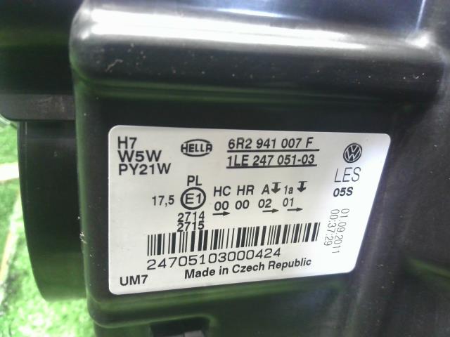 【中古】VW ポロ DBA-6RCBZ 左ヘッドランプ ライト 6R2941007F 自社品番250499