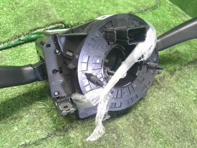 【中古】VW ポロ DBA-6RCBZ ディマー コンビネーションスイッチ 6Q0953513AJ 自社品番250499