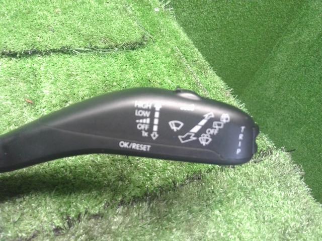 【中古】VW ポロ DBA-6RCBZ ディマー コンビネーションスイッチ 6Q0953513AJ 自社品番250499