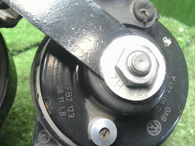 【中古】VW ポロ DBA-6RCBZ ホーン 6R0951221A 自社品番250499