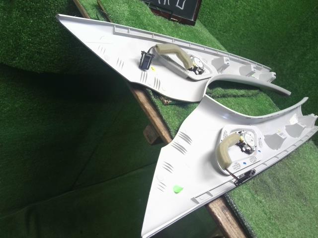 【中古】VW ポロ DBA-6RCBZ ツイーター Aピラートリム 6R0035411B 自社品番250499