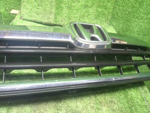 【中古】シャトル DAA-GP8 ラジエーター フロントグリル 71121-TD4-J01 自社品番250500 NH823M