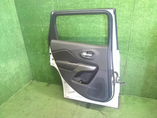 【中古】ジープ チェロキー ABA-KL24 左リアドア  自社品番250501