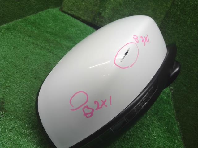 【中古】ジープ チェロキー ABA-KL24 右サイドミラー ドアミラー 自社品番250501