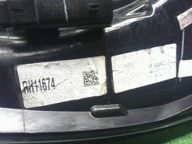 【中古】ジープ チェロキー ABA-KL24 右テールランプ  自社品番250501